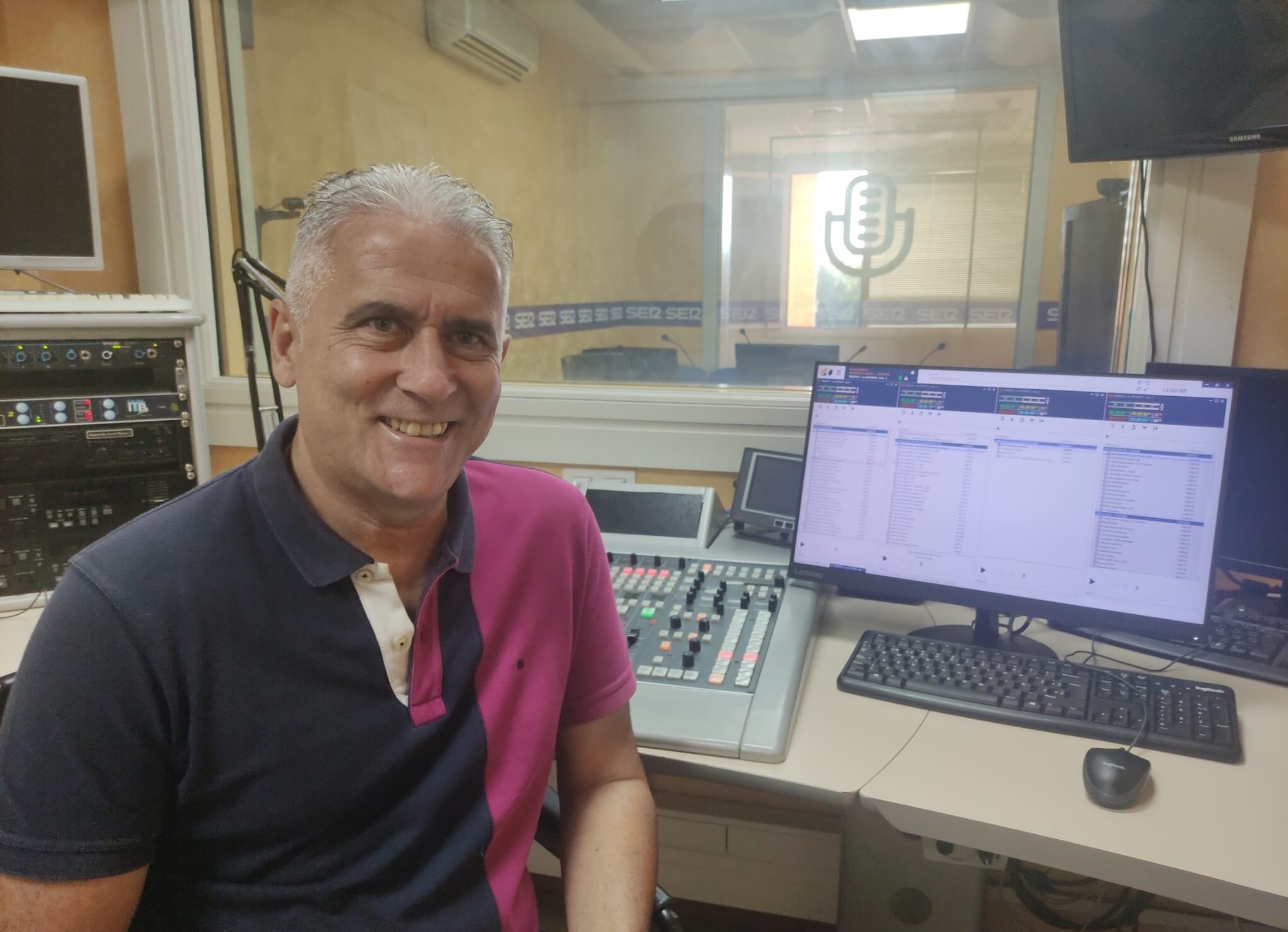 En sala de máquinas de la Cadena SER.