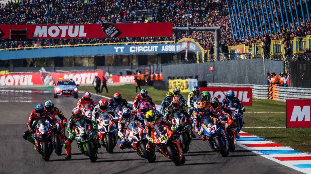 Salida de una carrera del WorldSBK