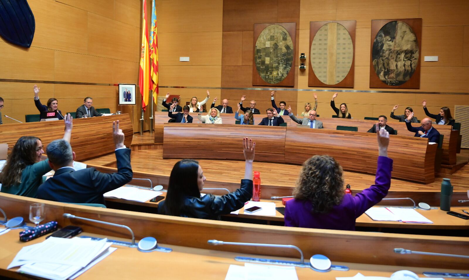 Pleno del Ayuntamiento de València celebrado en la sede de la Diputació