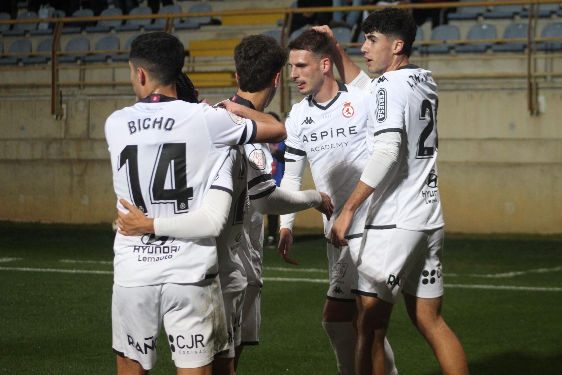 Txus Alba marcó el gol leonés / Isaac Llamazares