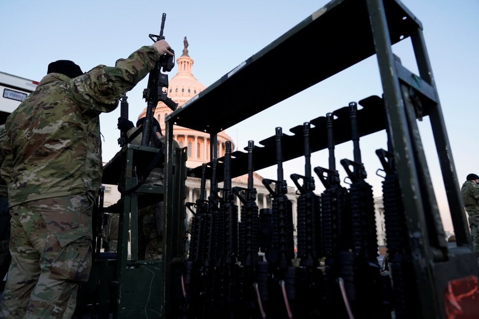 Armas de la Guardia Nacional en las inmediaciones del Capitolio de EEUU. Archivo.