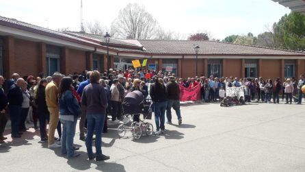 La undécima concentración semanal de Roa contó con la presencia de escolares al coincidir con las vacaciones de Semana Santa