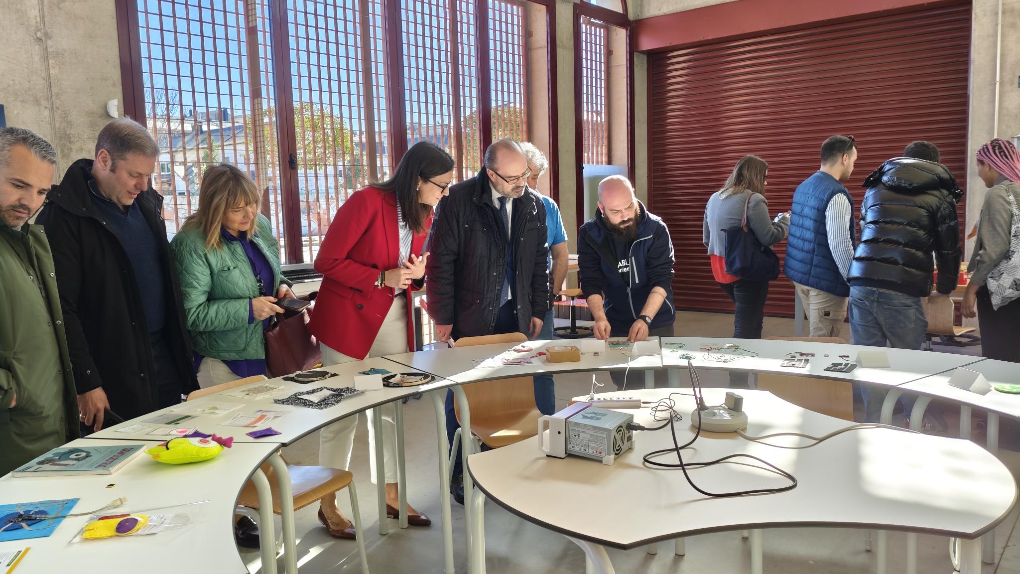 El alcalde de Ponferrada, Marco Morala y la concejala, Lidia Coca en la inauguración