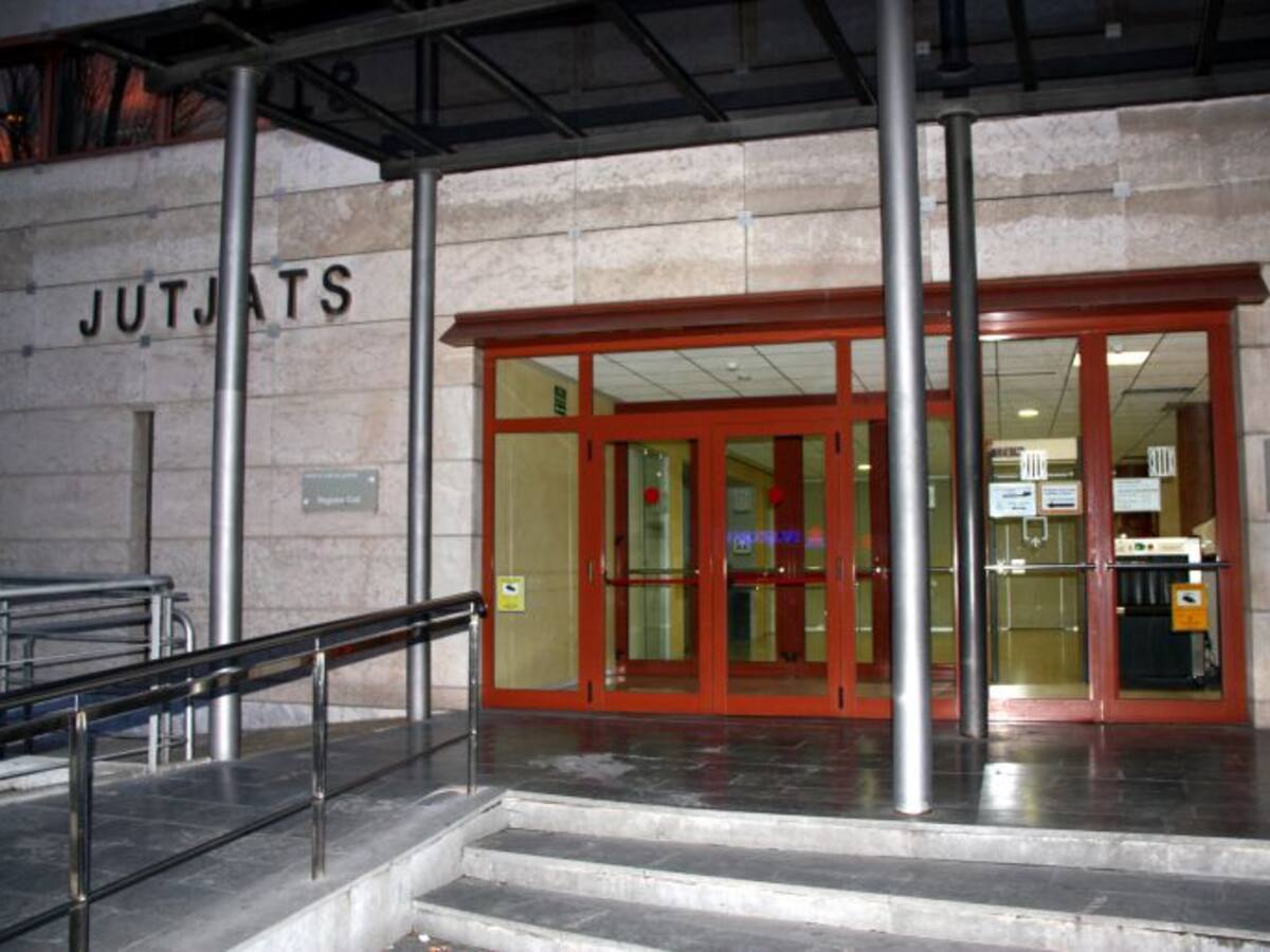 El jutge imposa una fiança d' 1'5 M€ a l'ex alcalde de Reus