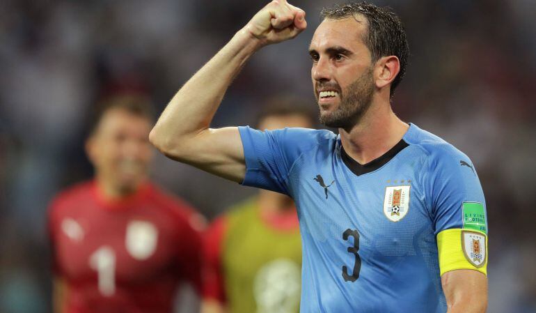 Godín celebra la victoria frente a Rusia en la primera ronda