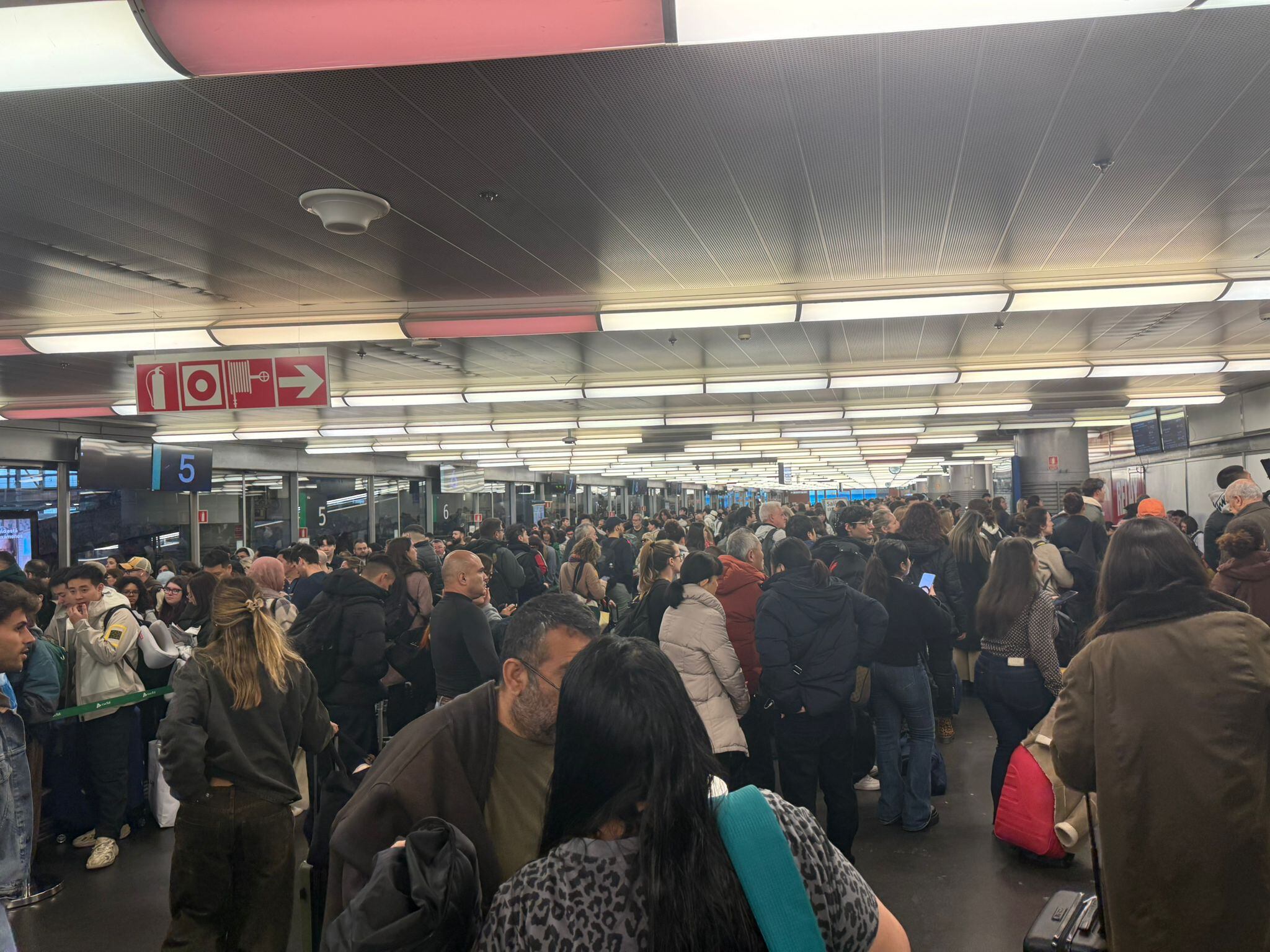 Imagen de la estación madrileña de Puerta de Atocha en la primera jornada de huelga / Cadena SER