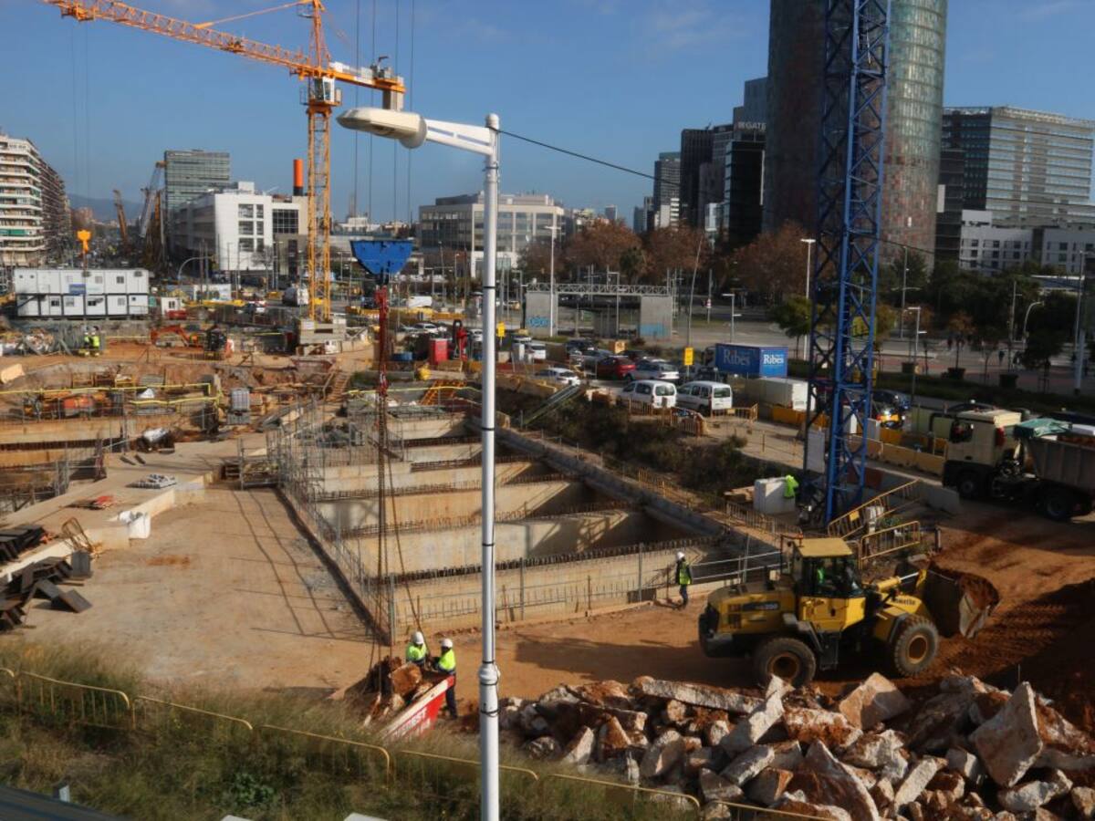Les obres de Glòries obligaran a tallar la circulació de les línies R3 i R4 de Rodalies
