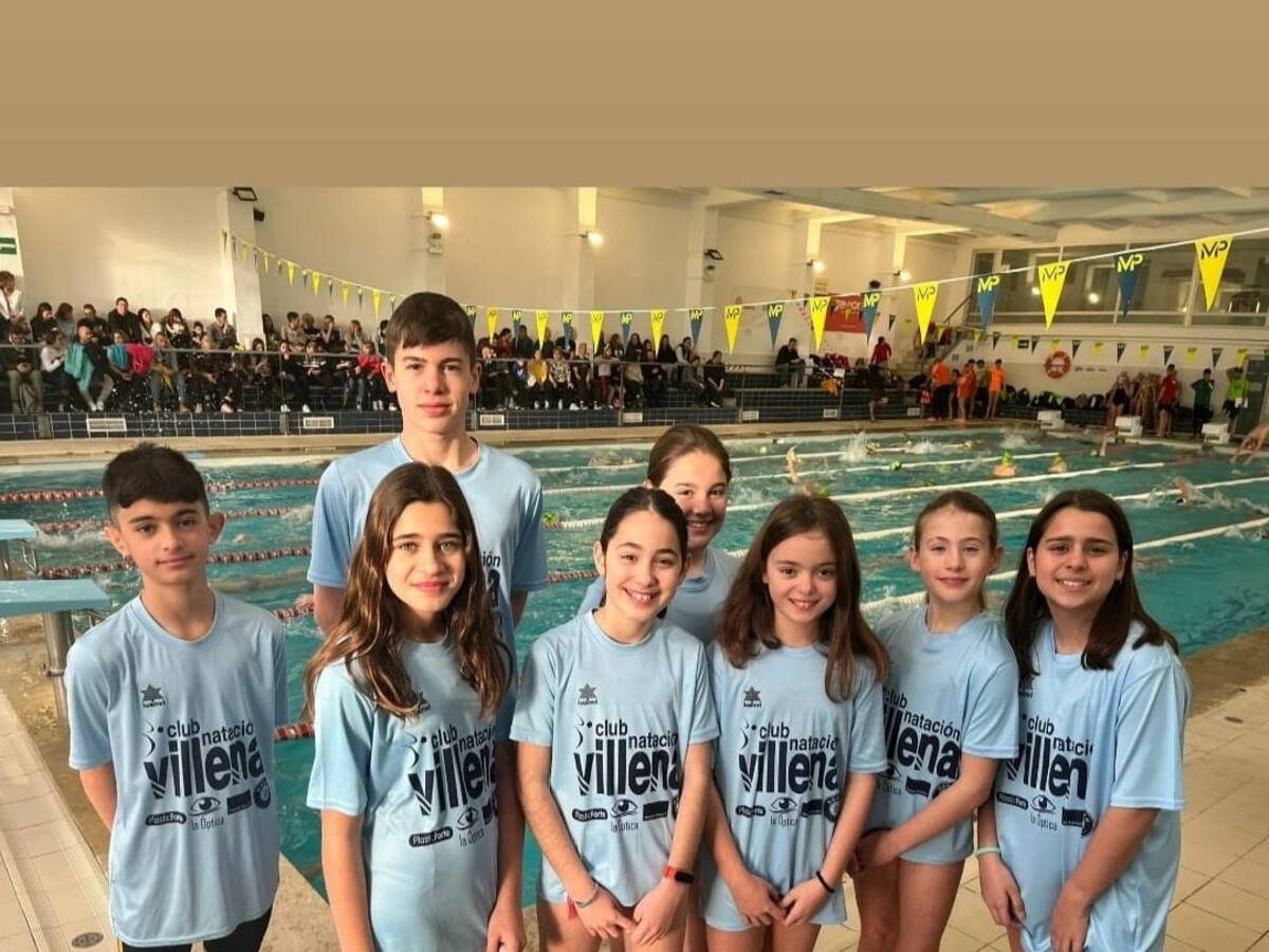 El Club Natación Villena en la fase provincial alevin.