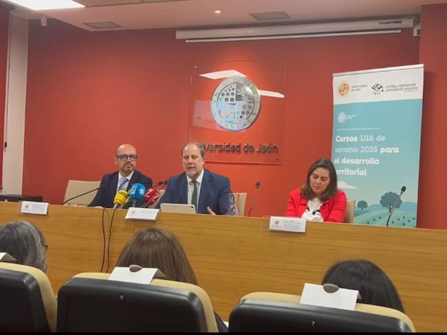 Intervención del rector de la UJA, Nicolás Ruiz, en la presentación de los Cursos de Verano y Otoño