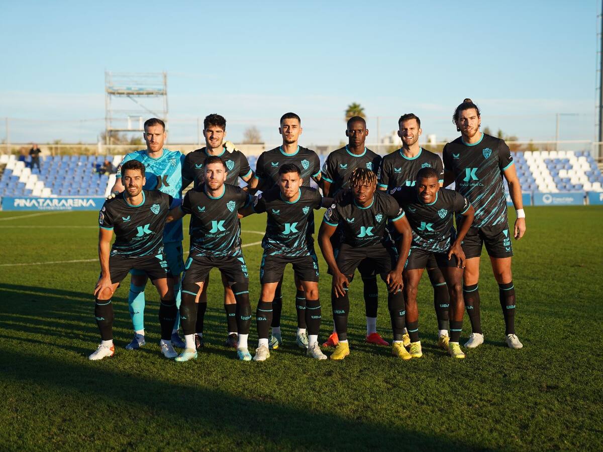 Rubi perfila el once de Cádiz