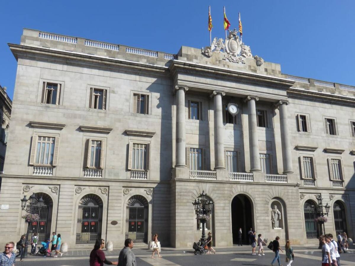 Muere el periodista del Ayuntamiento de Barcelona apuñalado este lunes en plena calle