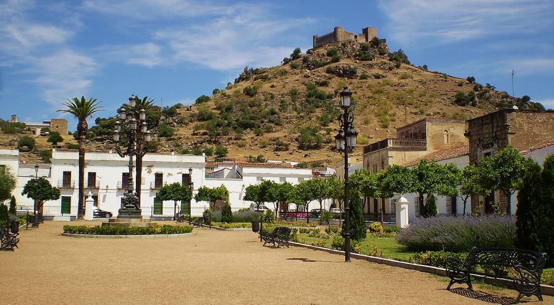 Plaza de la fuente llana de Burguillos del Cerro