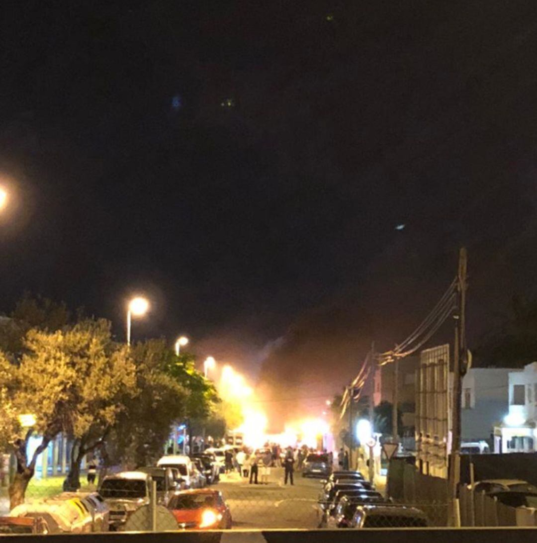 Imagen de archivo del autobús incendiado recientemente en Sant Jordi