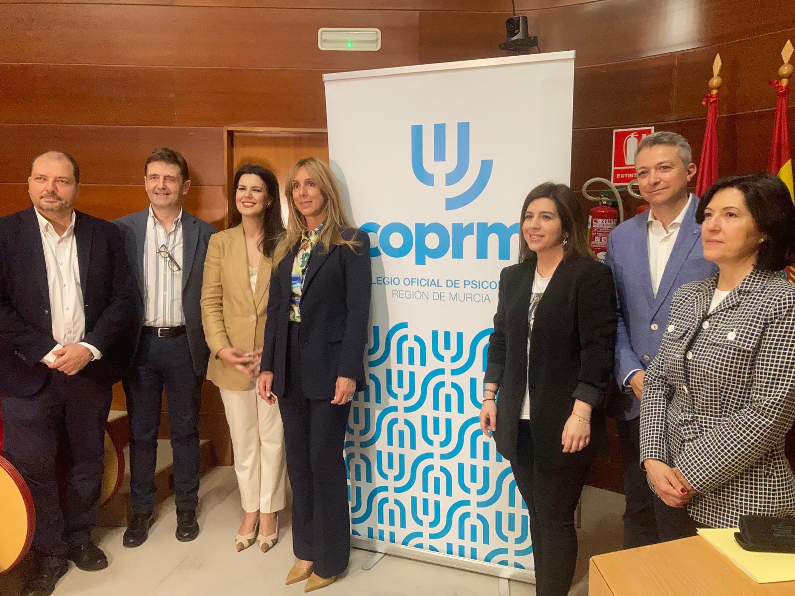 Celebración mesa redonda sobre &#039;Salud Mental en el Trabajo&#039;