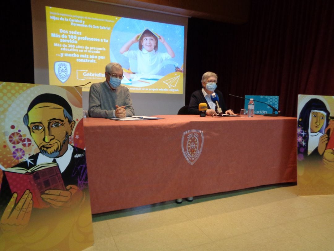 El salón de actos del colegio Vera Cruz acogió la presentación de esta alianza