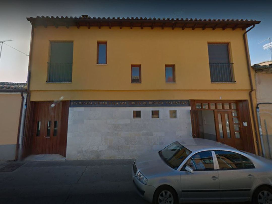 Residencia Nuestra Señora de Begoña, en la Calle Larga de Toro