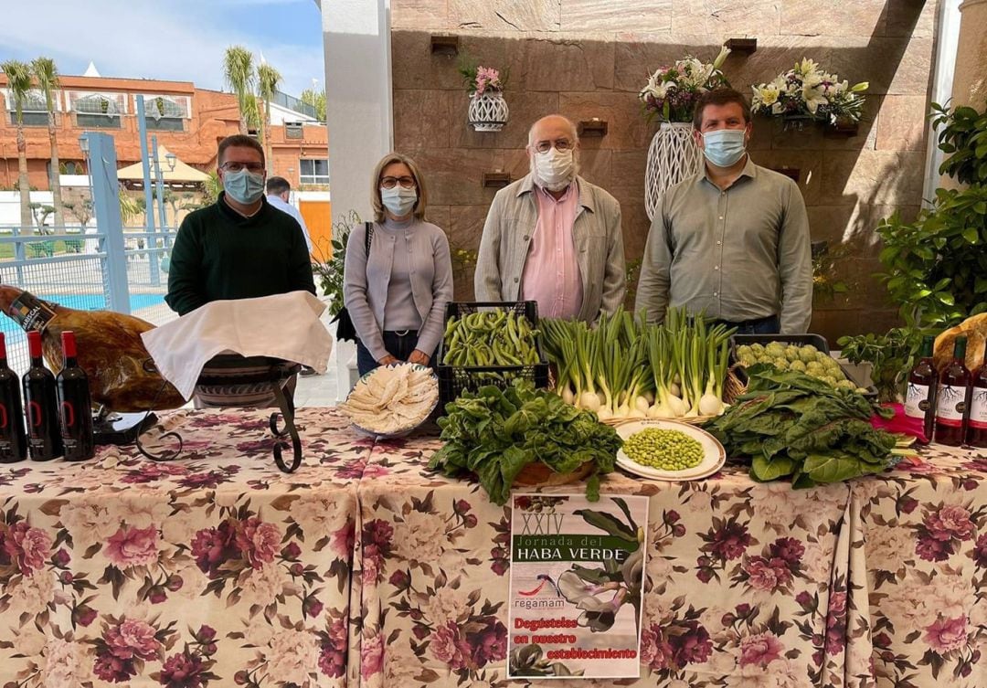 Las autoridades de Monachil (Granada), durante la presentación de las XXIV Jornadas del Haba Verde de REGAMAM