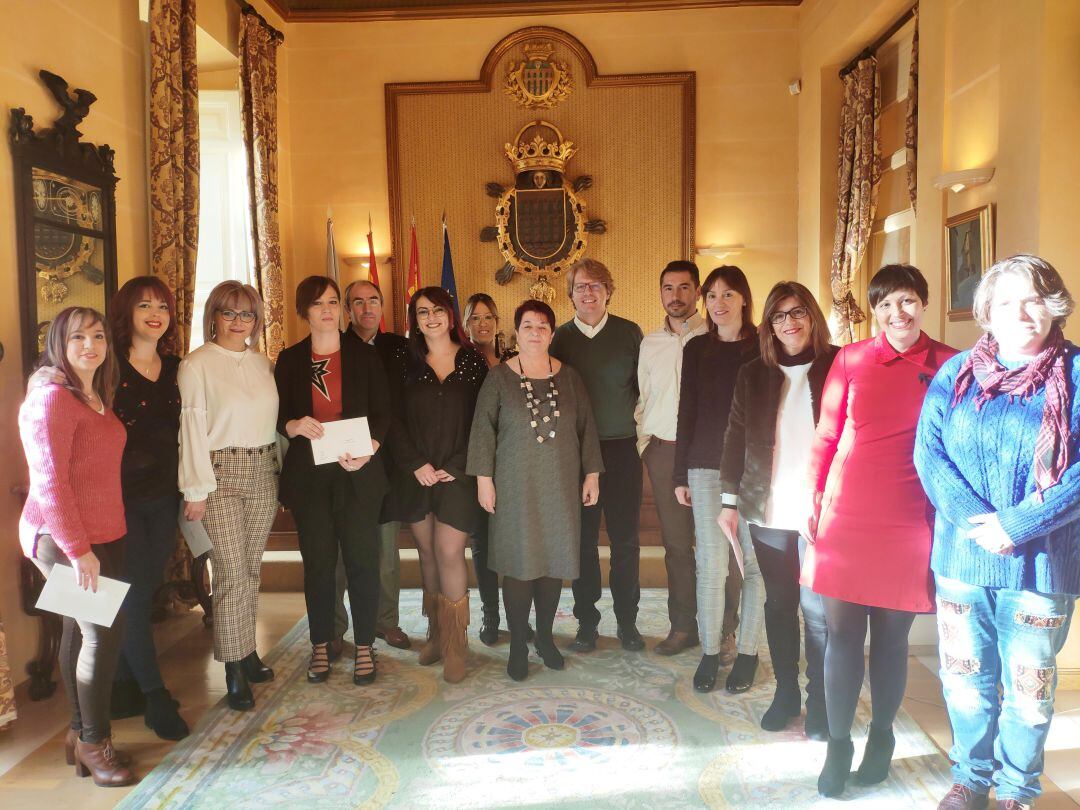 Imagen de familia de los empredendores que han recibido las ayudas de Segovia Emprende