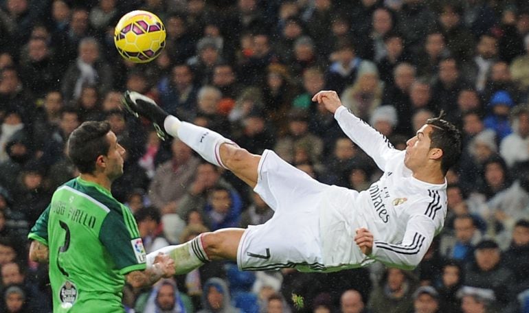 Cristiano Ronaldo, en un fantástico remate acrobático.