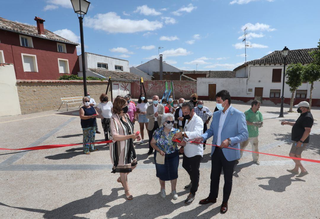 Inauguración de la Plaza Mayor de Arconada