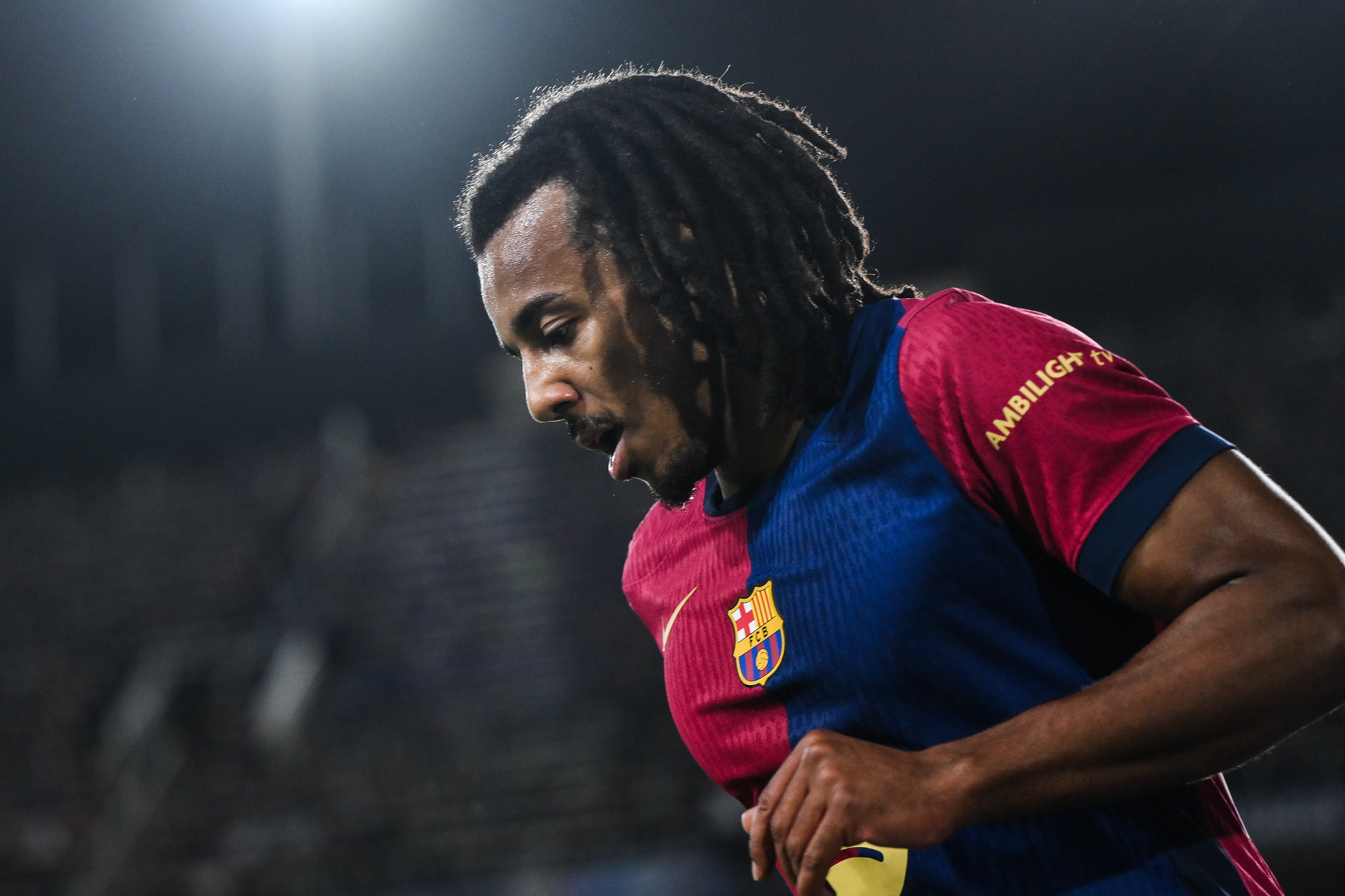 Jules Koundé, durante el Barça-Atalanta de la Champions League