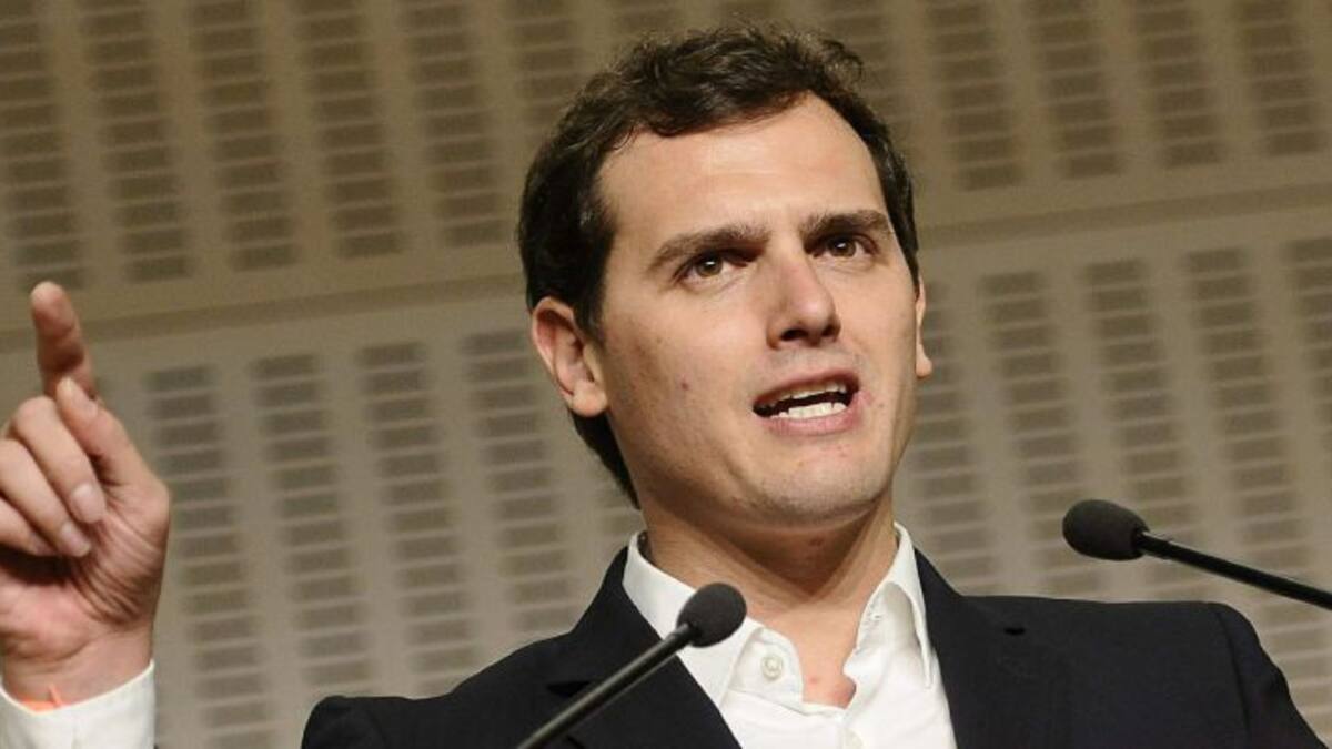 Ciutadans vol acabar amb la immersió lingüística fent servir la llei de consultes