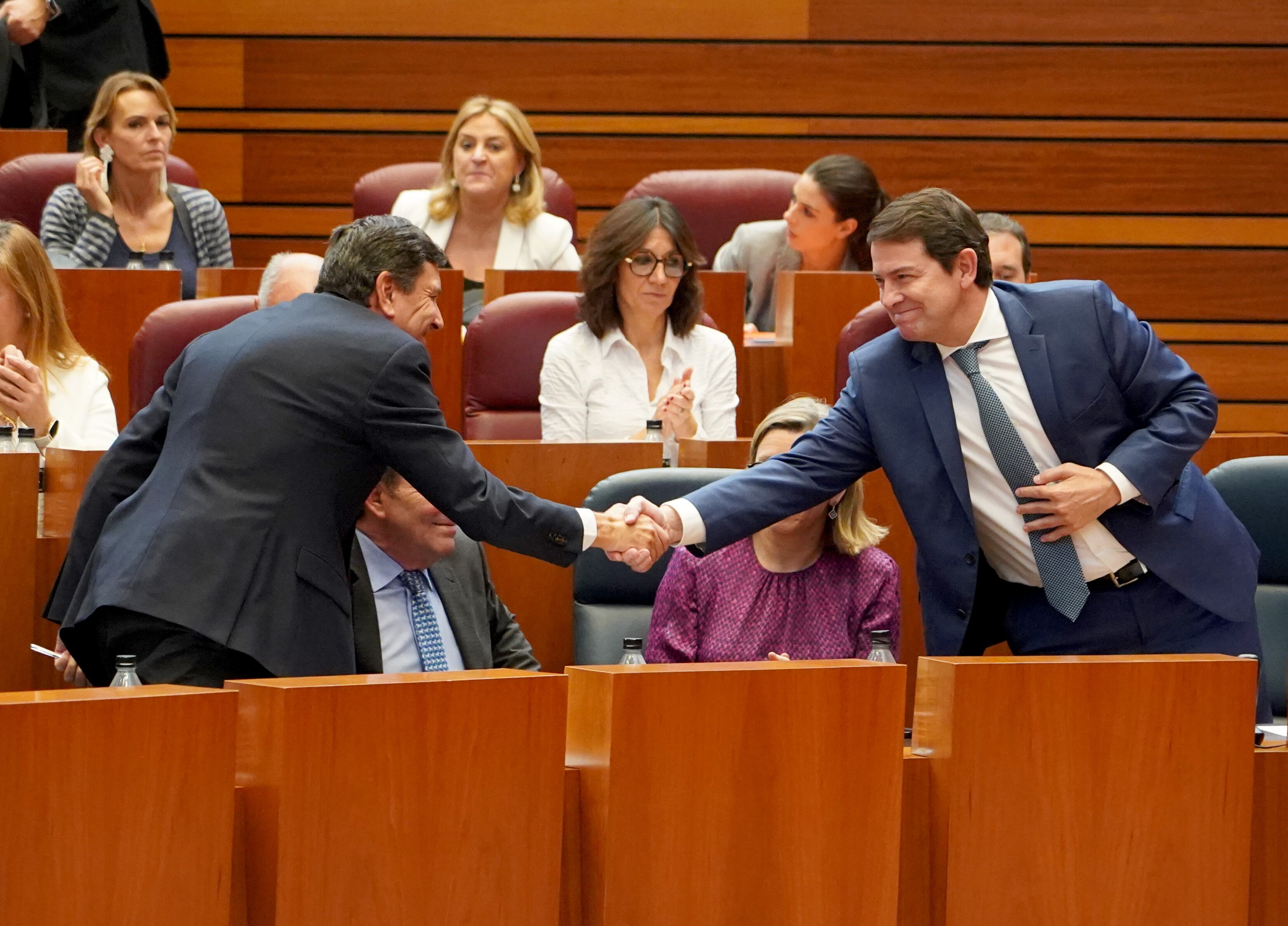 Votación sobre la aprobación del techo de gasto financiero durante la segunda jornada del pleno de las Cortes de Castilla y León