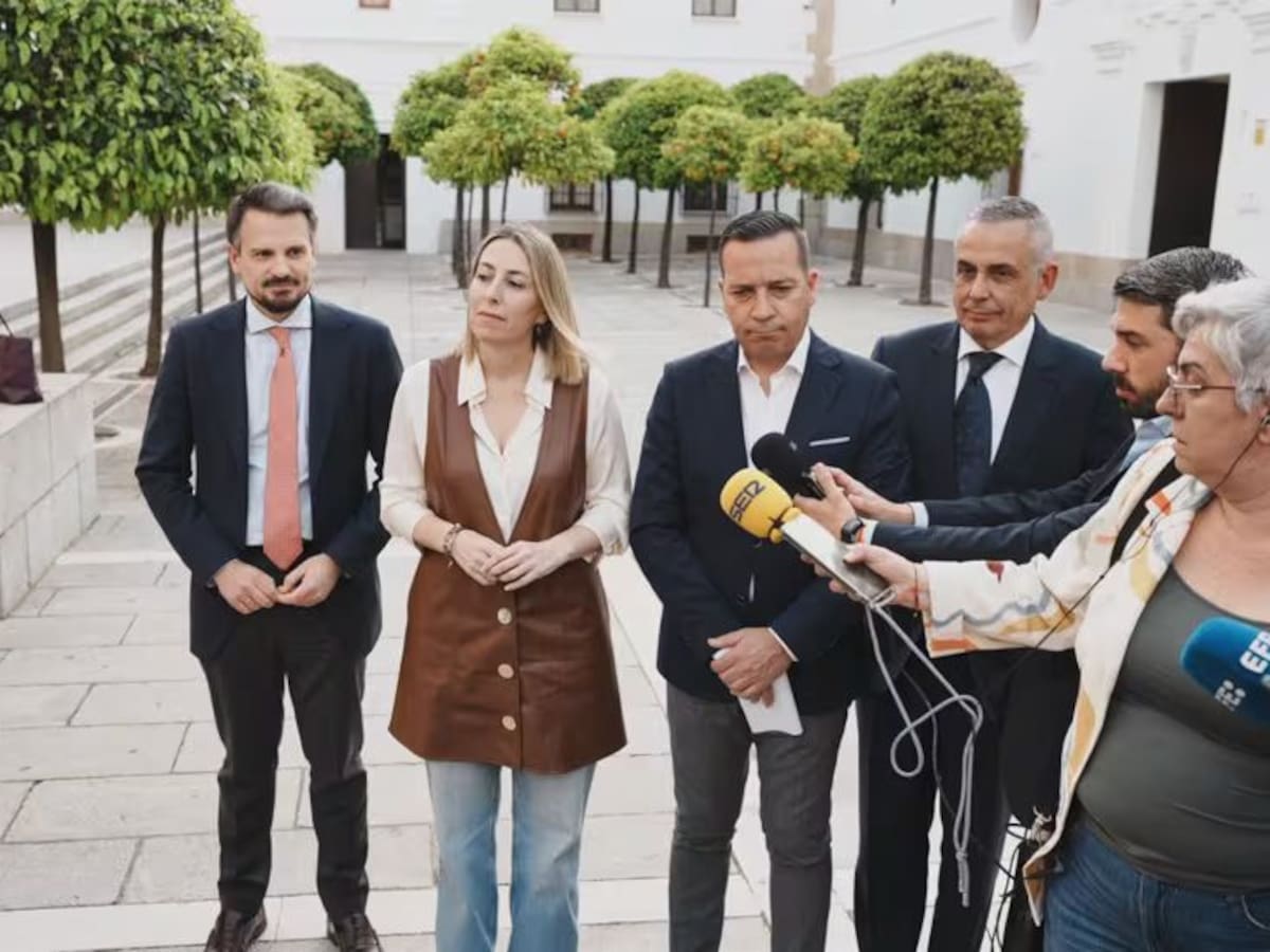 Acuerdo de Gobierno entre PP y Vox en Extremadura