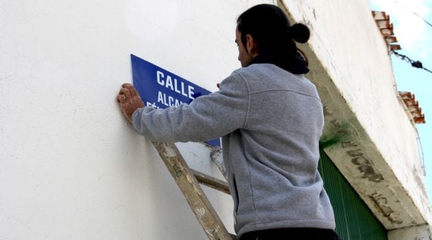 En 2015 se cambió el nombre de las dos calles que conservaban referencias preconstitucionales.