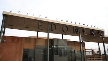 El Govern sanciona a dos funcionaris de presons però la jutge ho arxiva