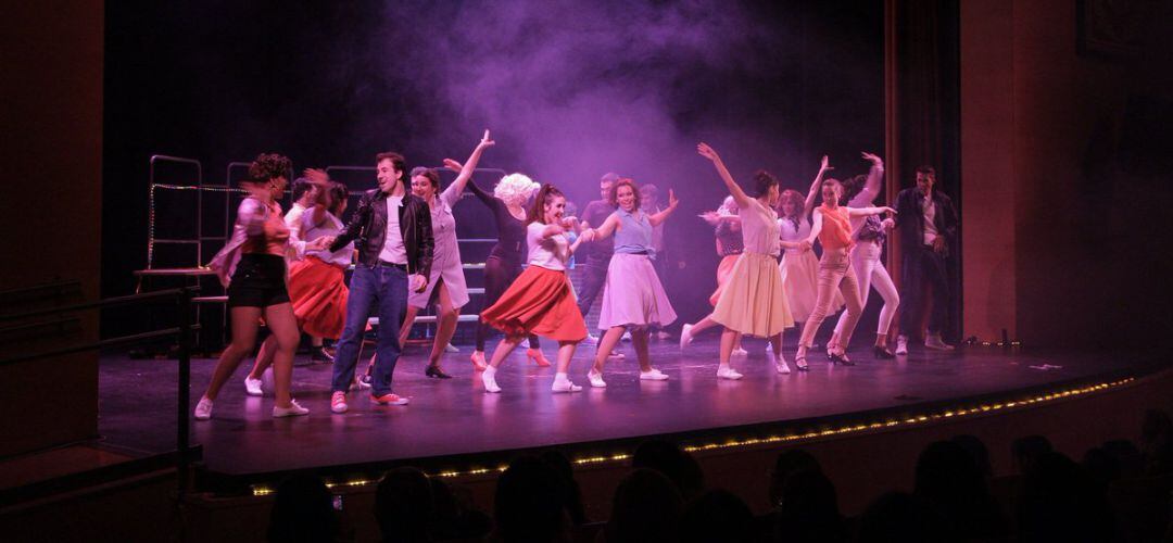 Escena del musical de &#039;Grease&#039;