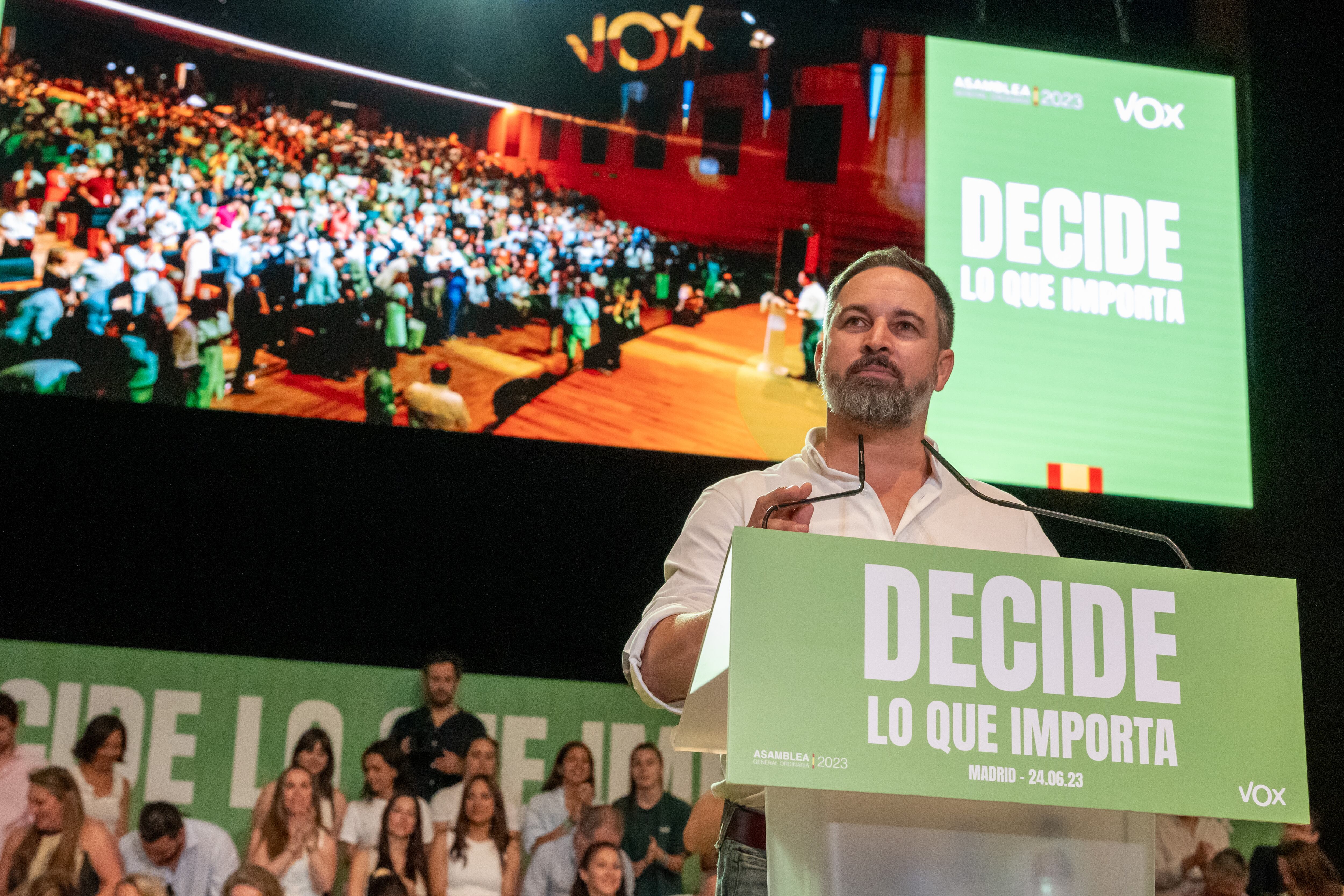 MADRID, 24/06/2023.- El presidente de Vox, Santiago Abascal interviene en el acto público de precampaña &quot;Decide lo que importa&quot; este sábado en el Palacio Municipal de IFEMA ,en Madrid.EFE/ Fernando Villar
