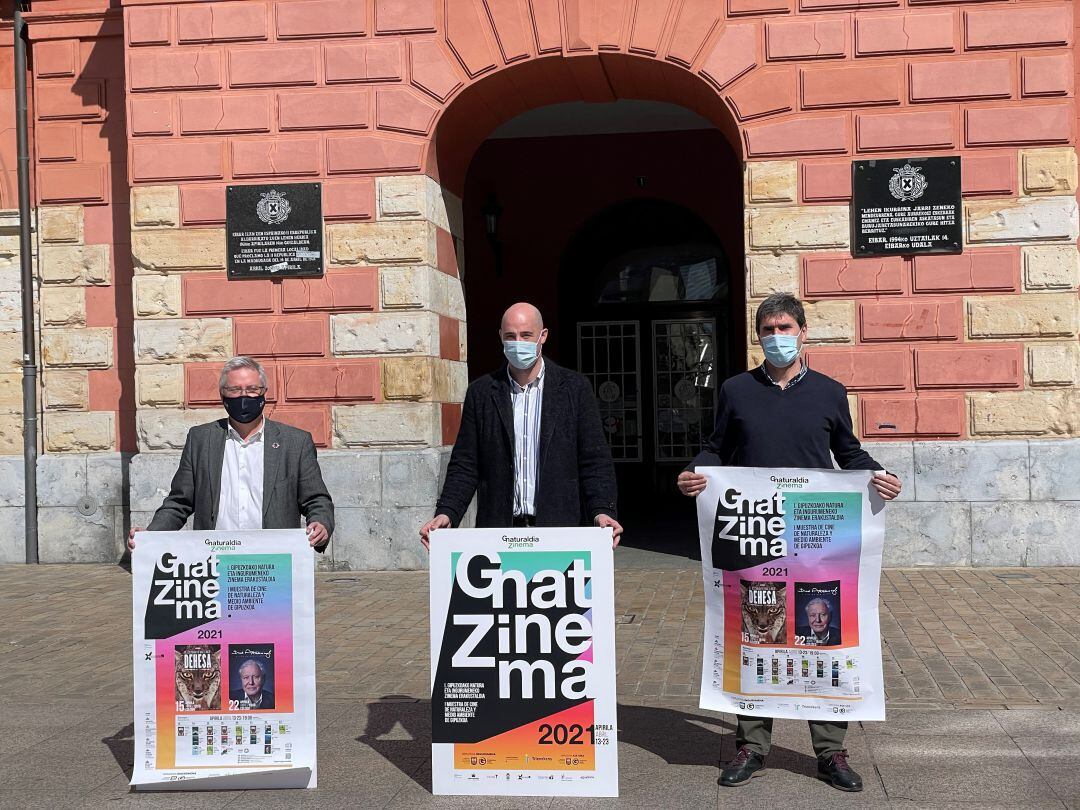 De izquierda a derecha: José Ignacio Asensio, Jon Iraola y Alberto Albístegui