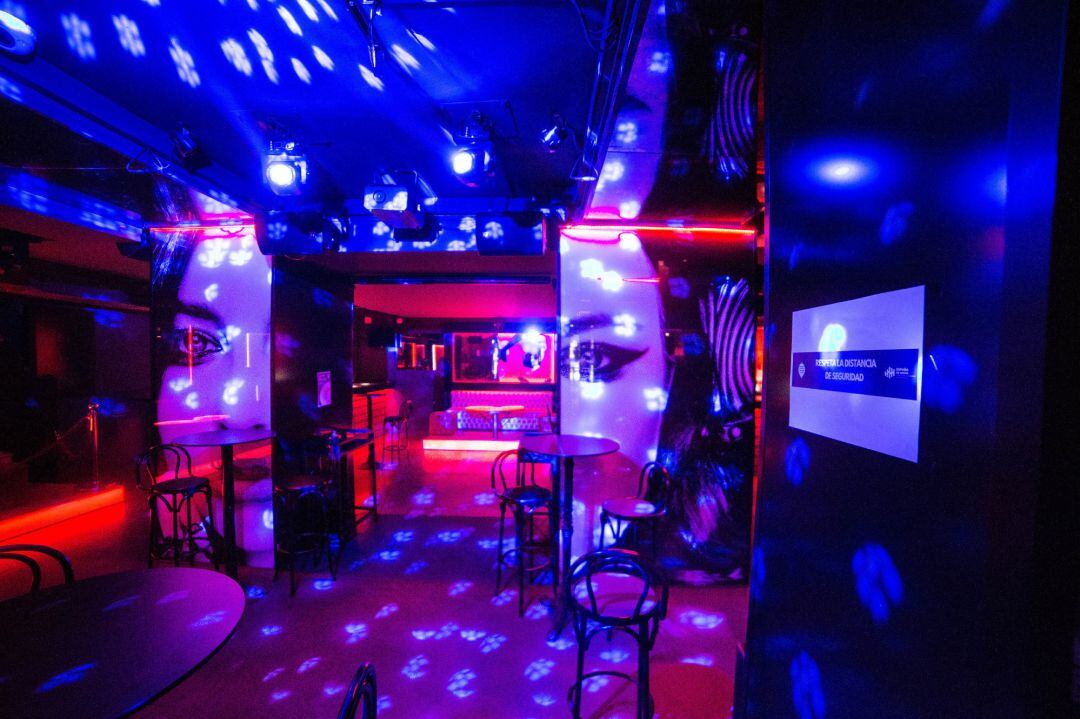 Interior de una discoteca