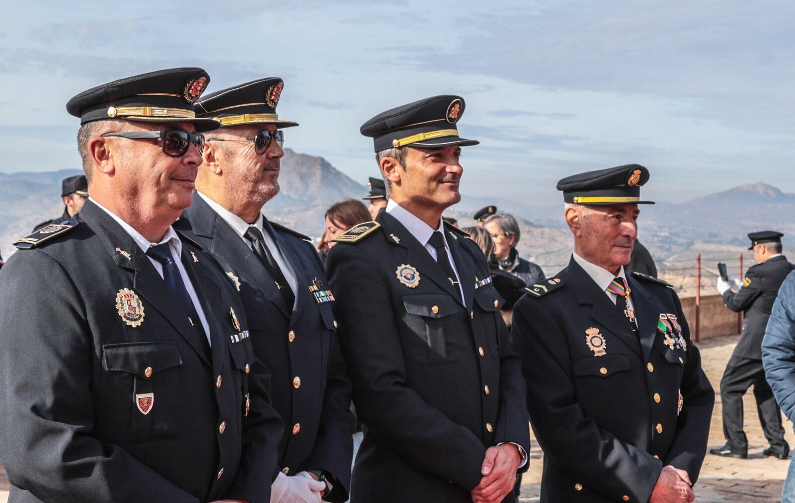 Varios agentes de los cuerpos y fuerzas de seguridad, han participado en el acto de celebración de los 200 años del CNP