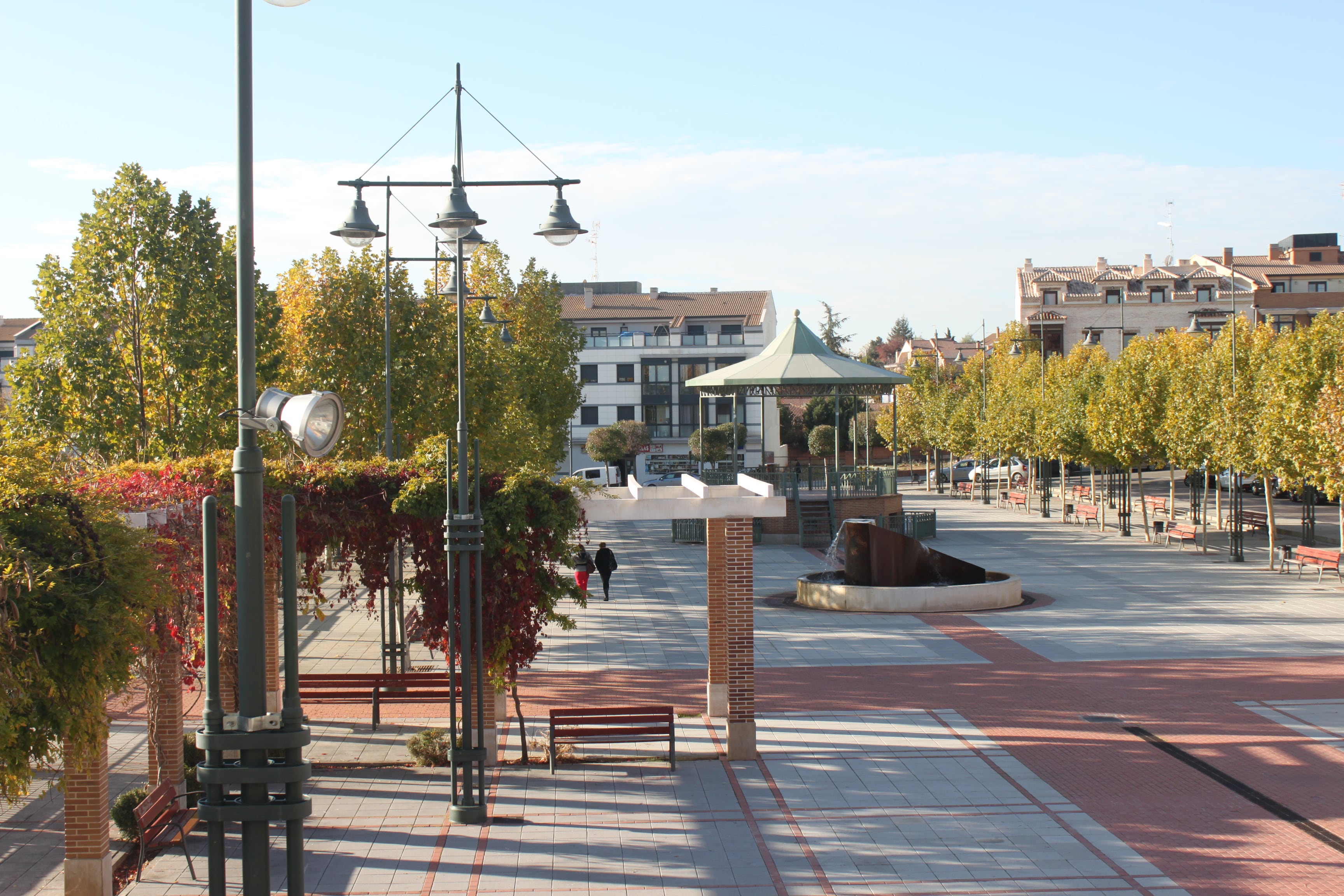 Plaza Mayor Cabanillas de Campo