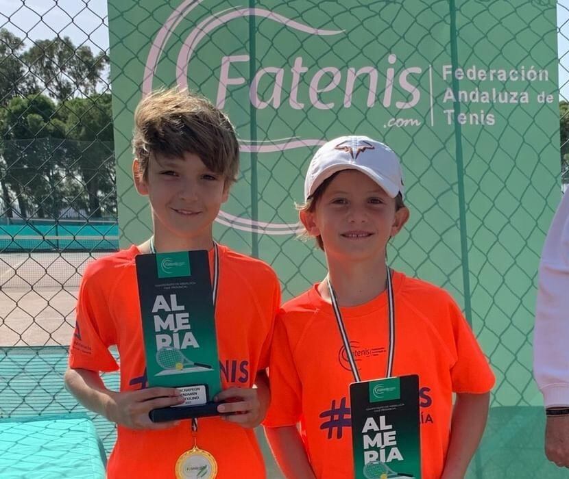 Víctor Linares y Pablo Navarrete consiguieron el título de campeones provinciales.