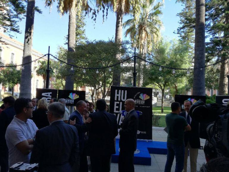 Acto de presentación de la candidatura en la Casa Colón de Huelva