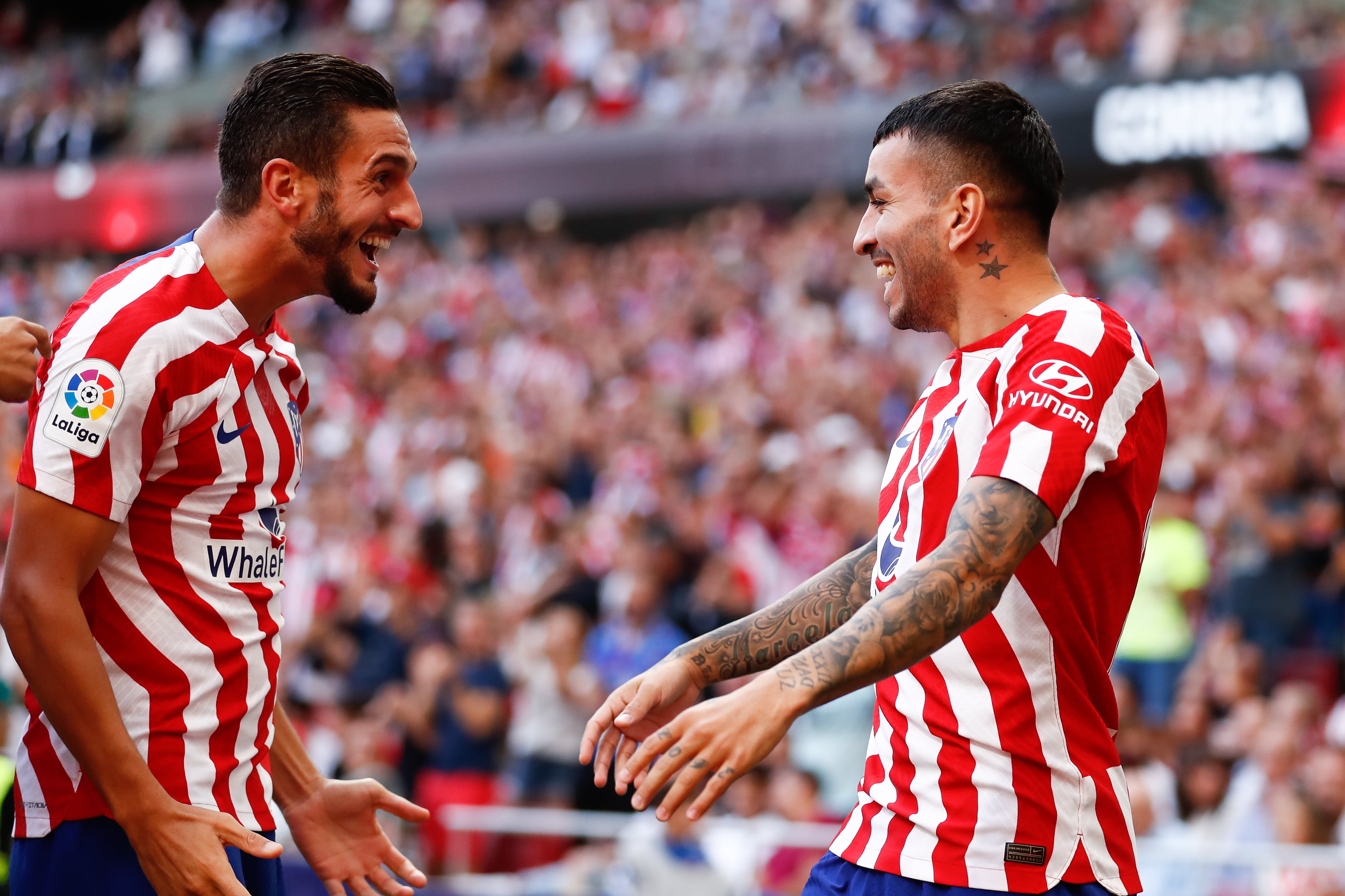 Ángel Correa y Koke celebran el 1-0