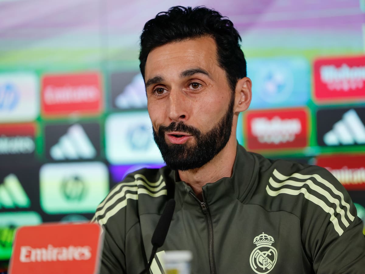 Arbeloa llama a la prudencia con la lesión de Mbappé: "No hay plazos, queremos que vuelva al cien por cien"