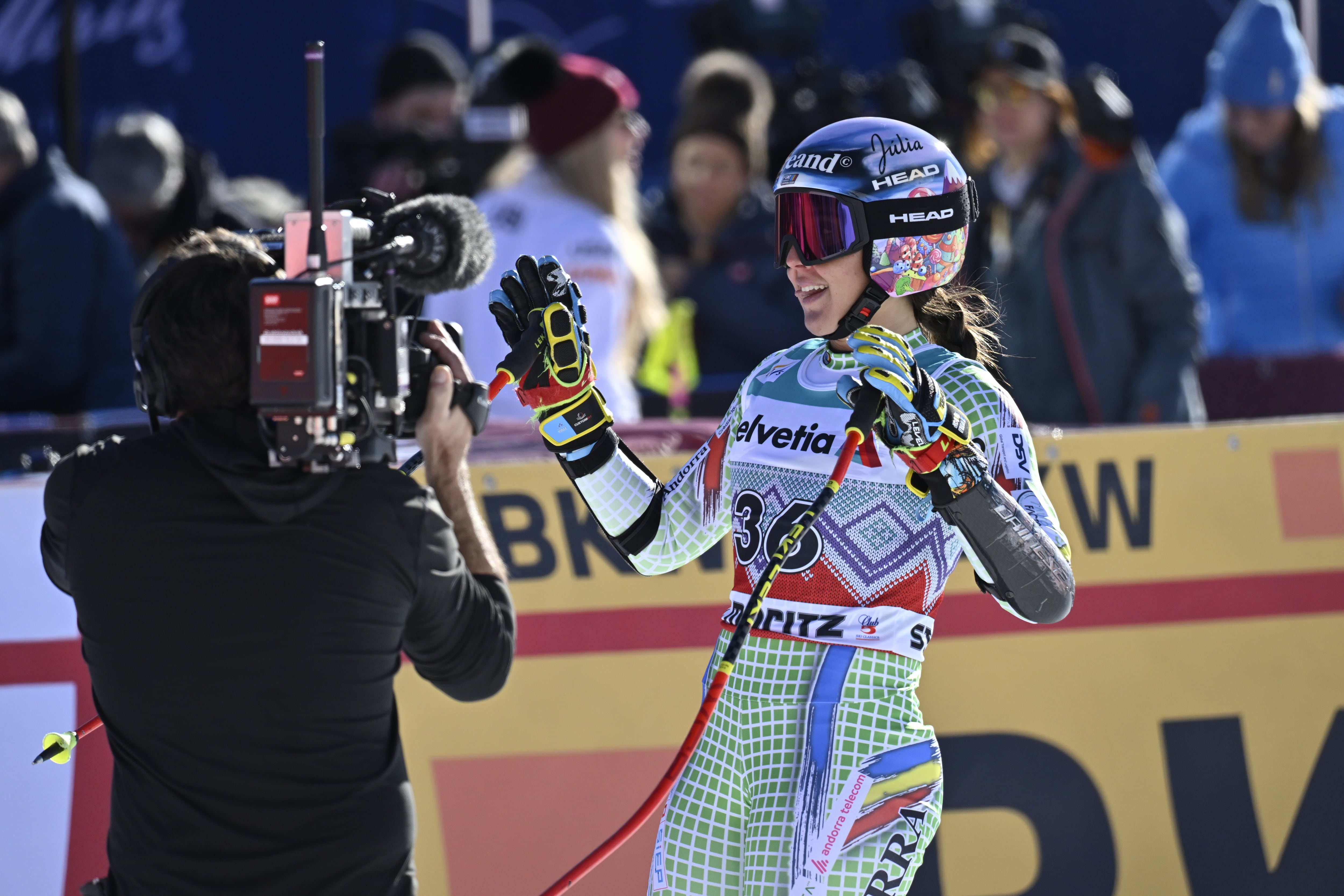 Cande Moreno en finalitzar el supergegant de la copa del món a Saint Moriz