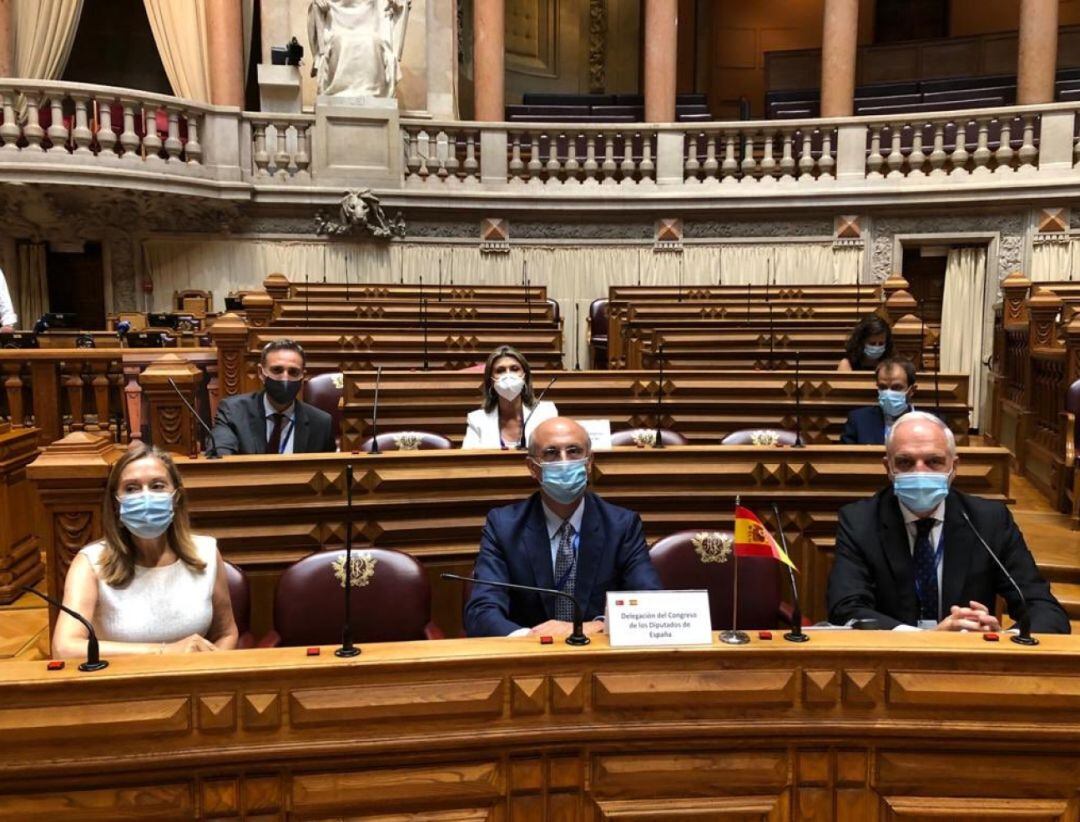 Celso Delgado en la Asamblea de la República en Lisboa