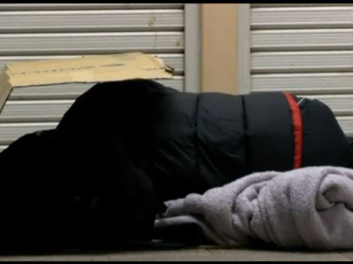 La muerte de un joven que dormía en la calle abre el debate sobre la necesidad de un albergue en Algeciras