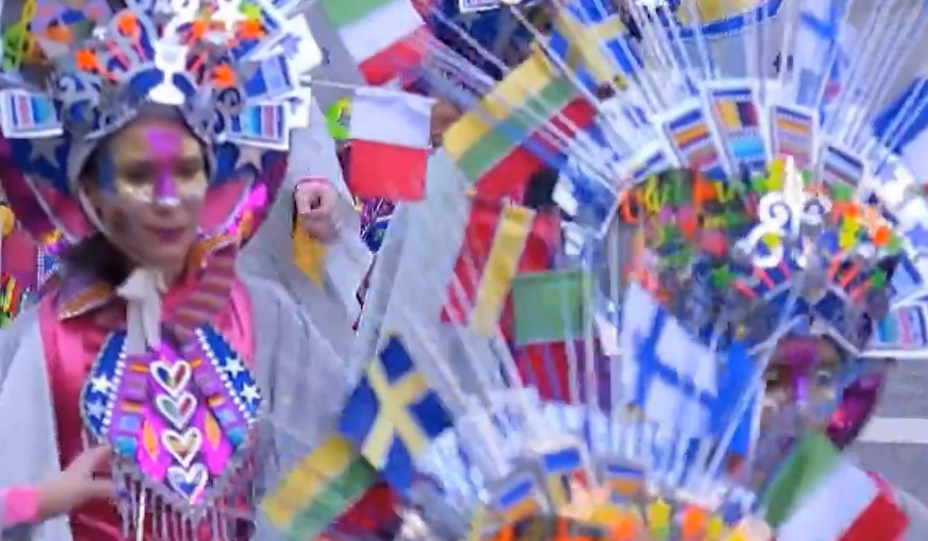 Comparsa del carnaval de Badajoz que inspira su disfraz en Eurovisión.