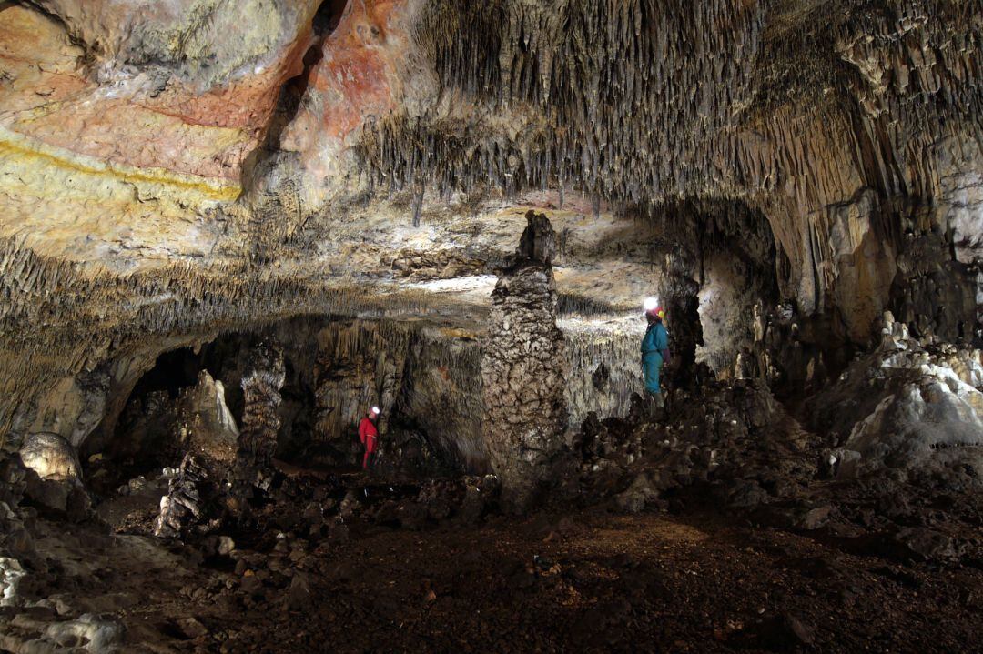 Detalle del yacimiento Cueva Mayor 