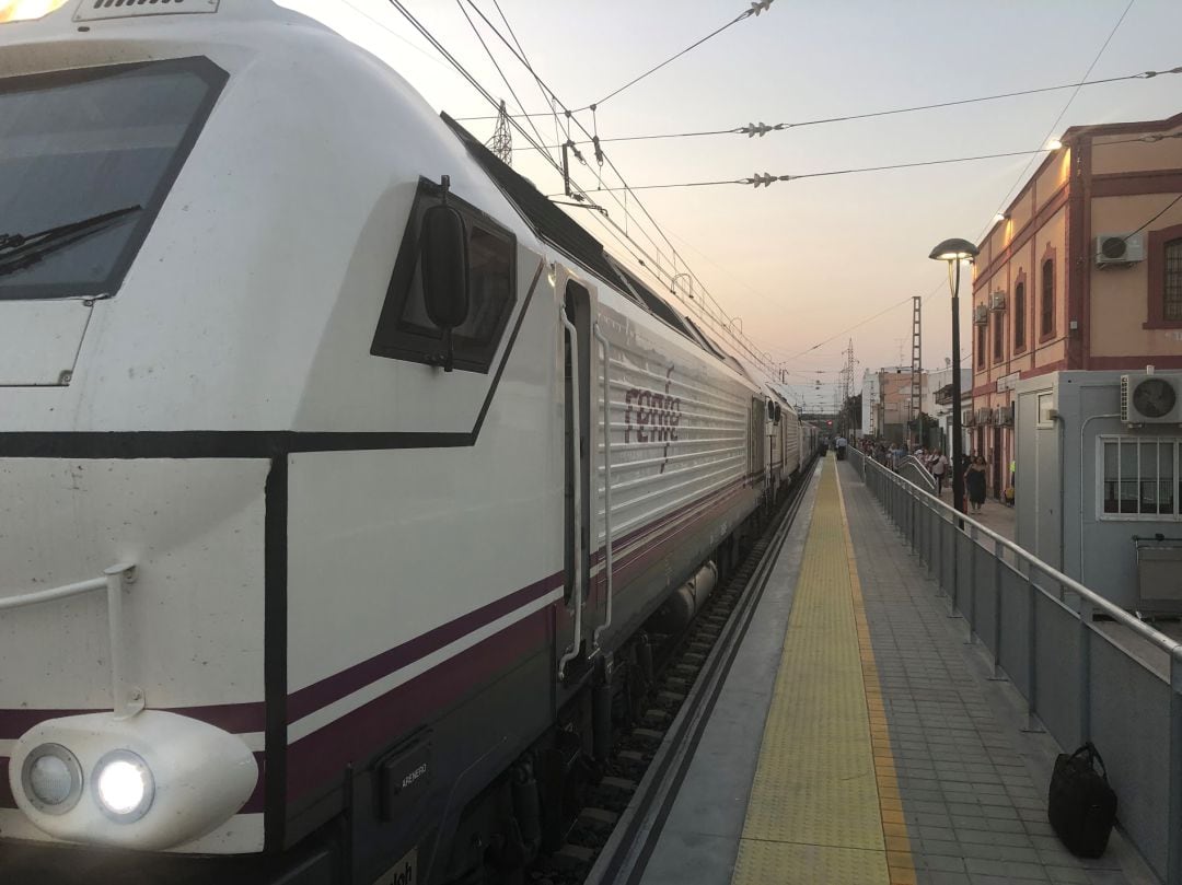 Renfe rebaja el precio del Talgo a Madrid.