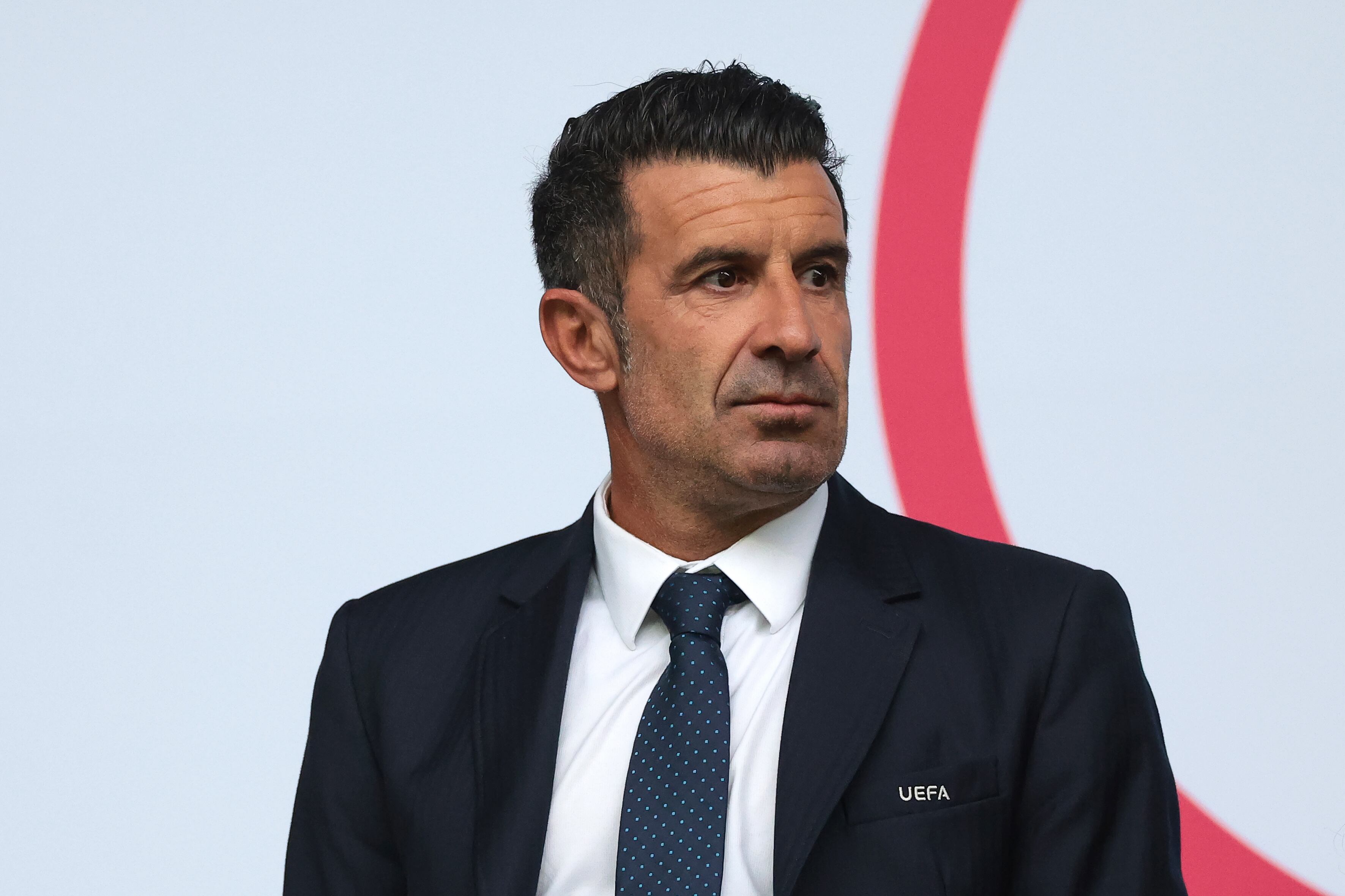Luis Figo, en la final de la Eurocopa femenina entre Inglaterra y España