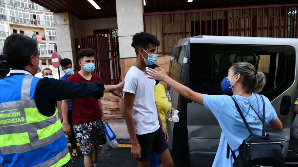 El testimonio de los menores marroquíes en Ceuta: "No Marruecos"