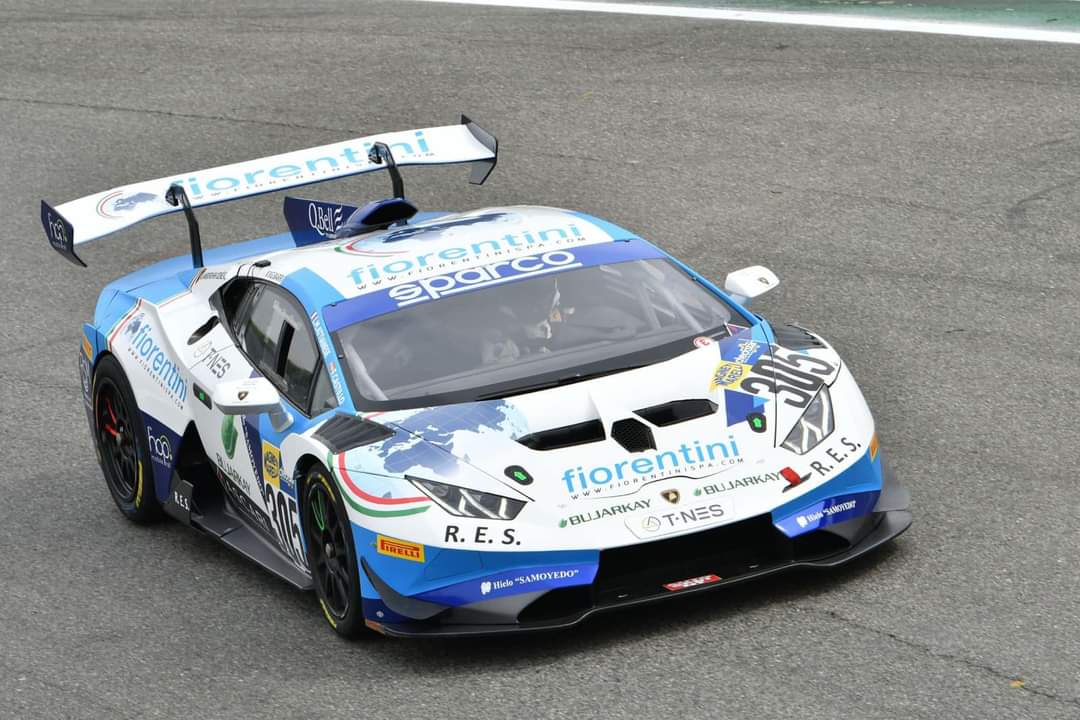 El joven jiennense Fidel Castillo rueda ya con Lamborghini en Monza