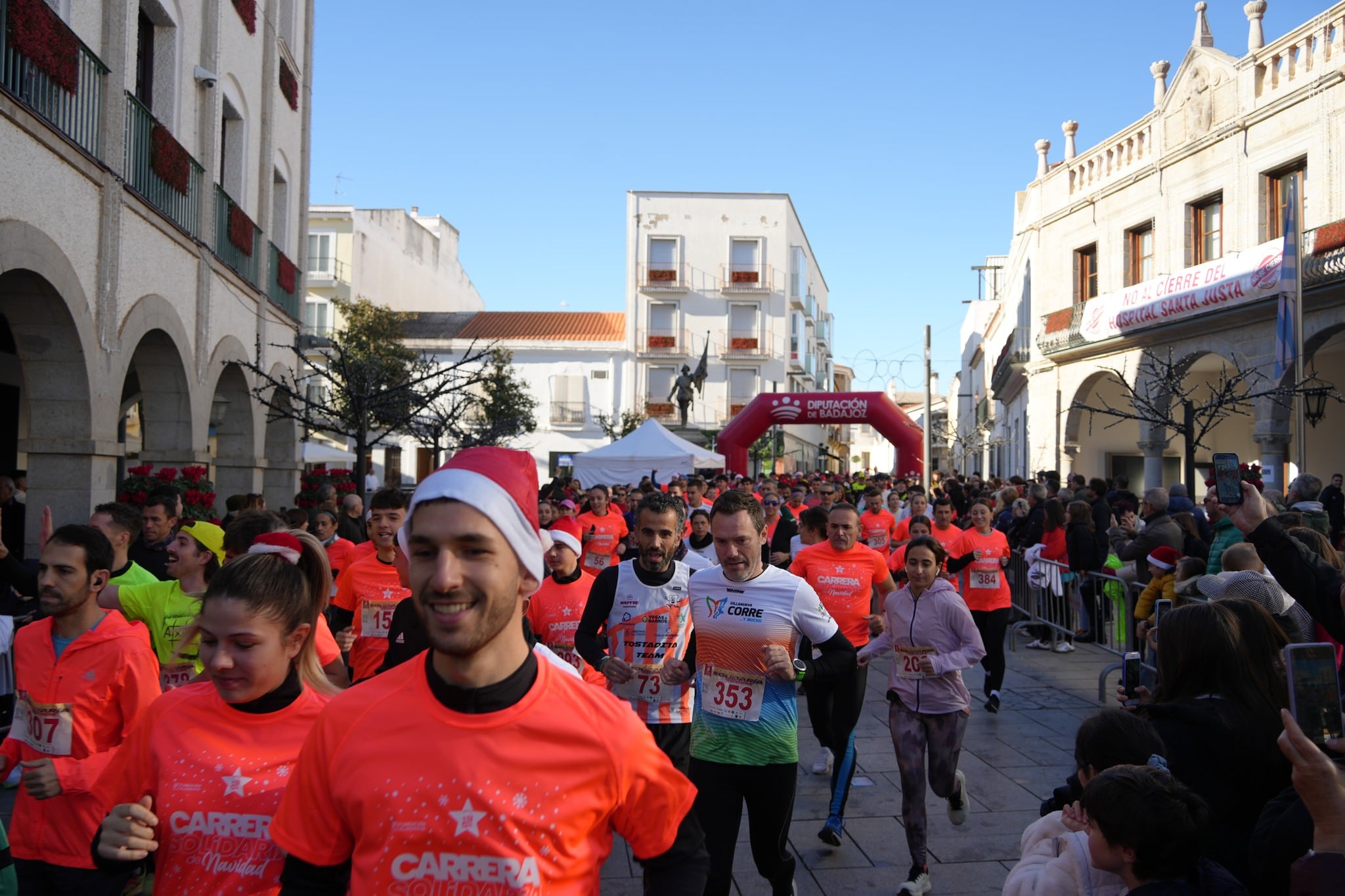 La plaza de España acogerá la XIV edición de la tradicional Carrera Solidaria Navidad del año 2025